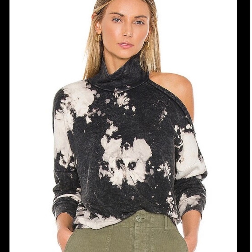 LA Made Black Bleach Dye Cold Shoulder Turtleneck Sweatshirt Large